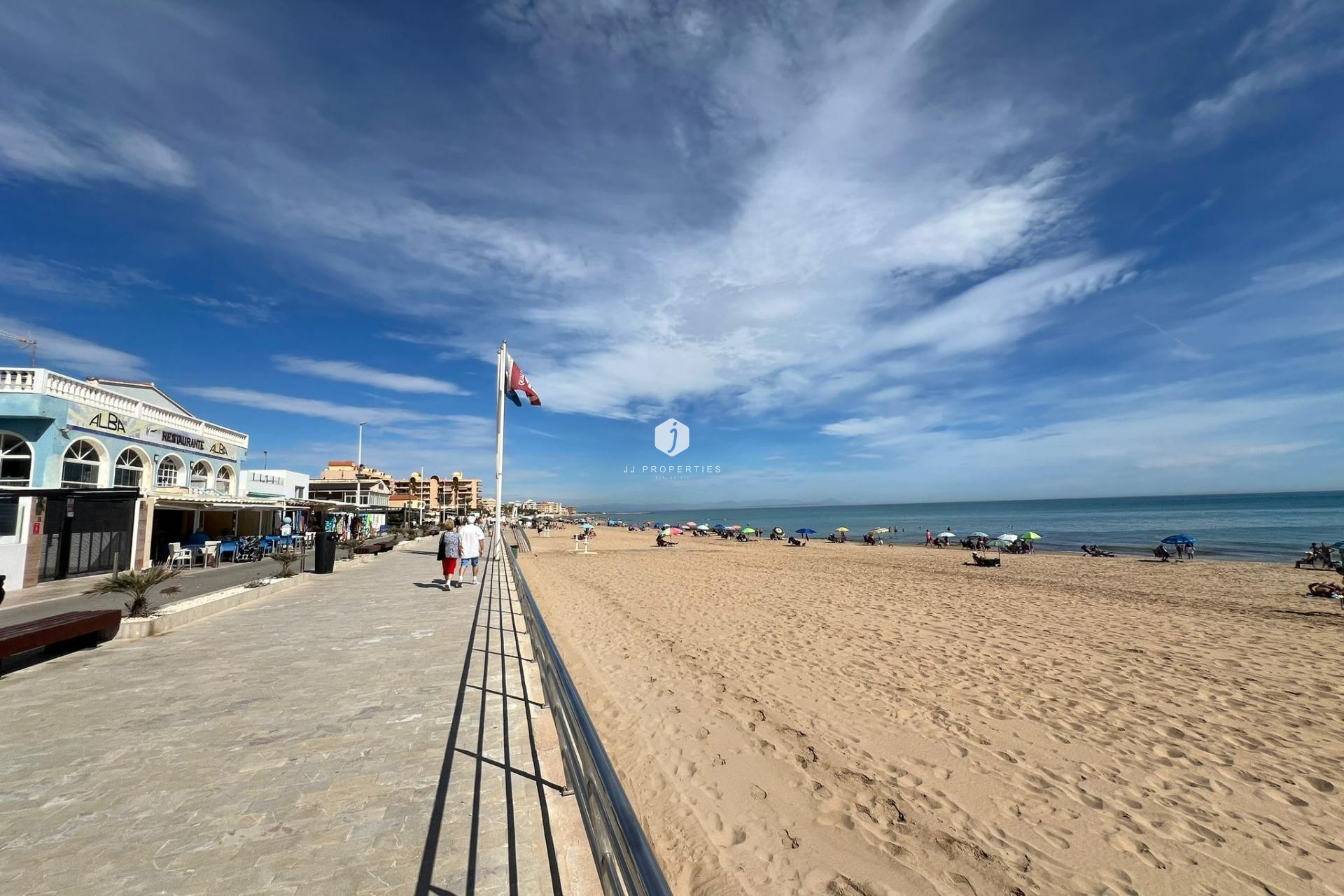 Segunda mano - Villa -
Torrevieja - La Mata