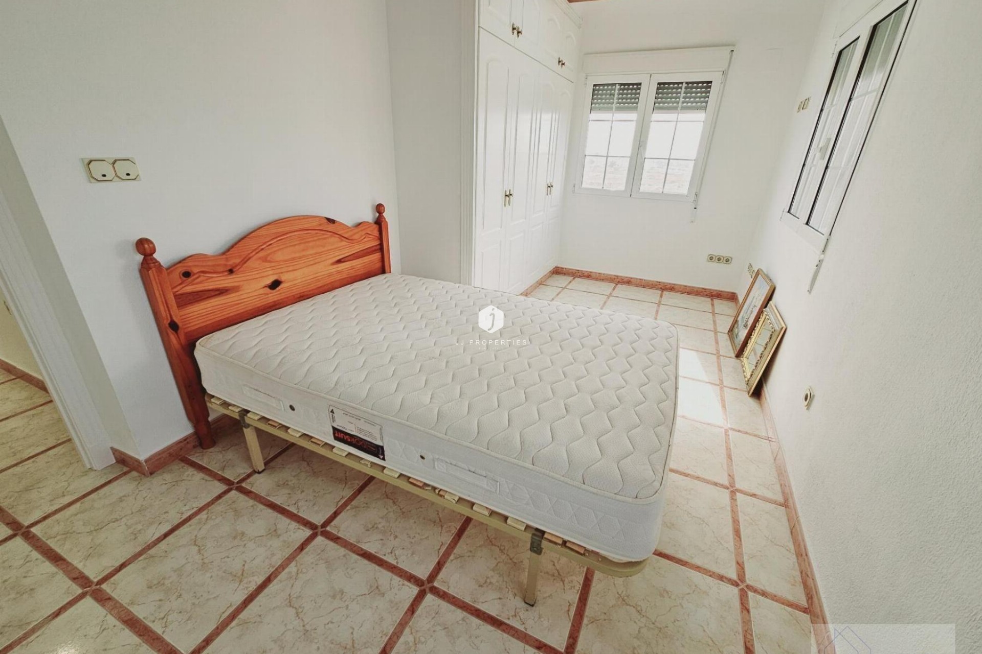 Segunda mano - Villa -
Torrevieja - La Siesta - El Salado - Torreta