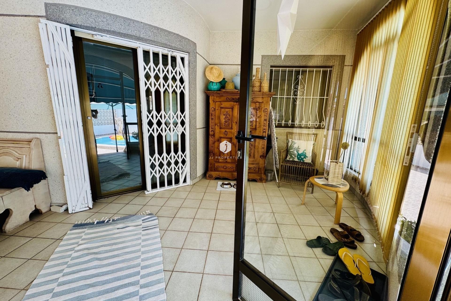 Segunda mano - Villa -
Torrevieja - La Siesta - El Salado - Torreta