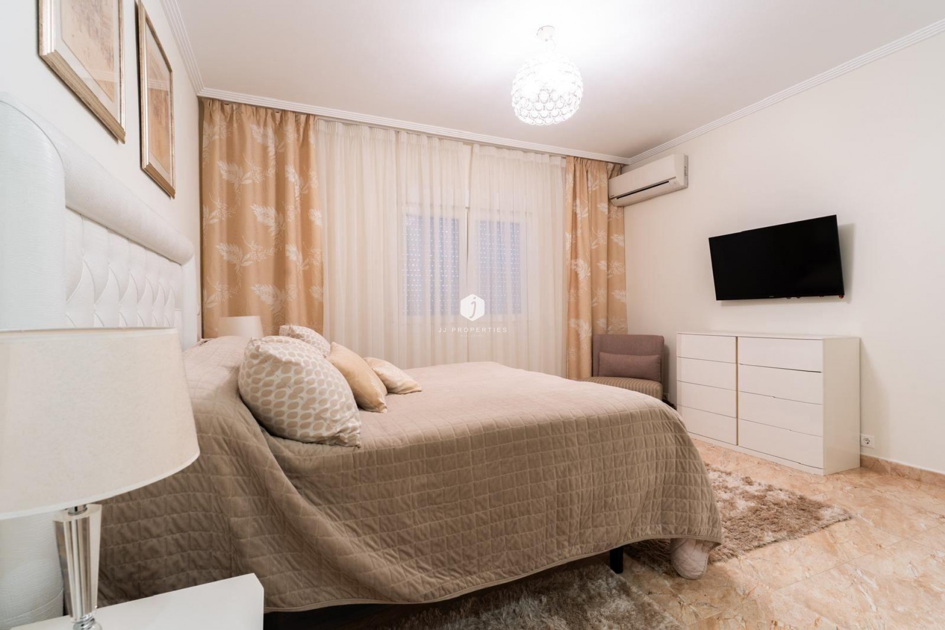 Segunda mano - Villa -
Torrevieja - Los Balcones - Los Altos del Edén