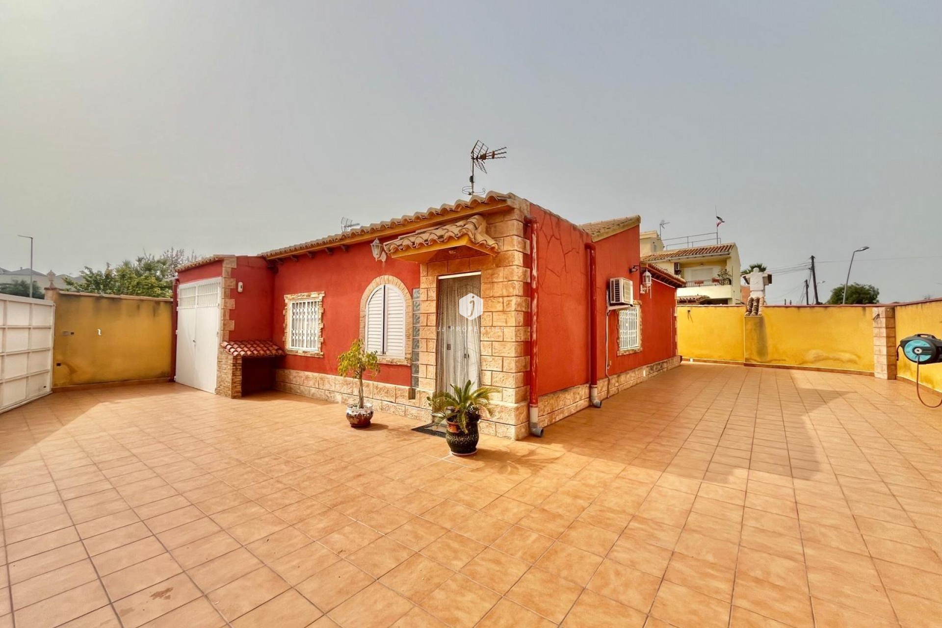 Segunda mano - Villa -
Torrevieja - Los Balcones - Los Altos del Edén