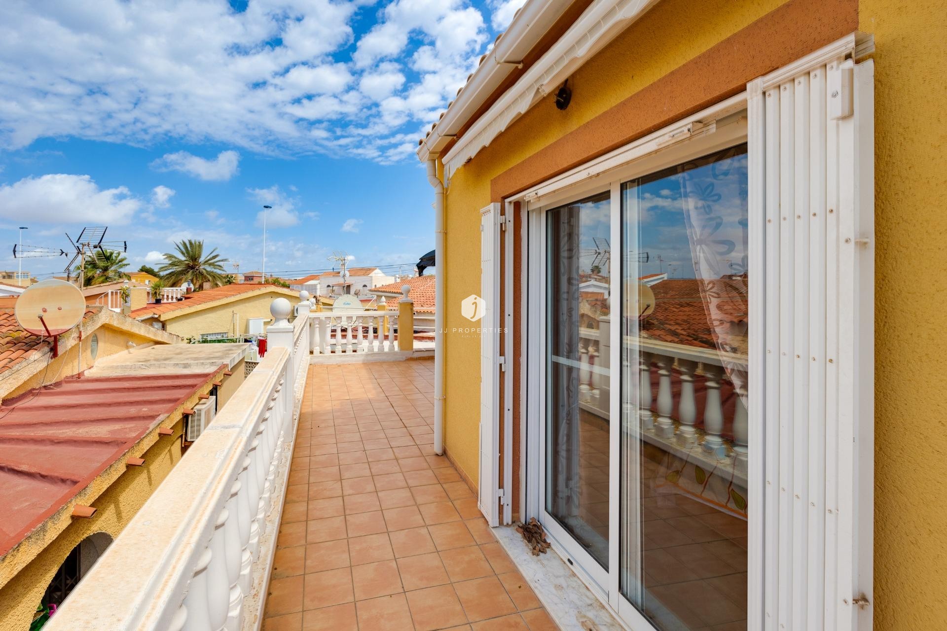 Segunda mano - Villa -
Torrevieja - Playa de los Locos