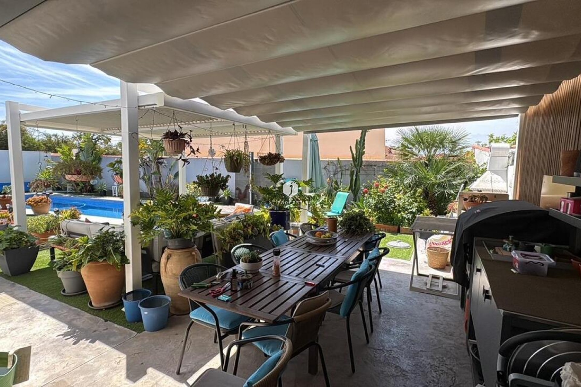 Segunda mano - Villa -
Torrevieja - Torreta Florida