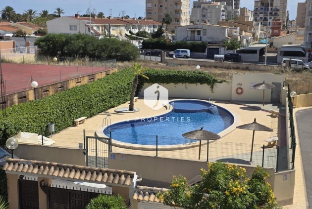 Szalet - Z drugiej ręki - Torrevieja -
                Calas blanca