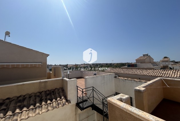 Szalet - Z drugiej ręki - Torrevieja -
                Costa Blanca