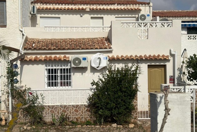 Szalet - Z drugiej ręki - Torrevieja -
                La Siesta - El Salado - Torreta