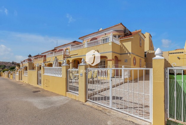 Townhouse - Resale - Orihuela Costa -
                Costa Blanca