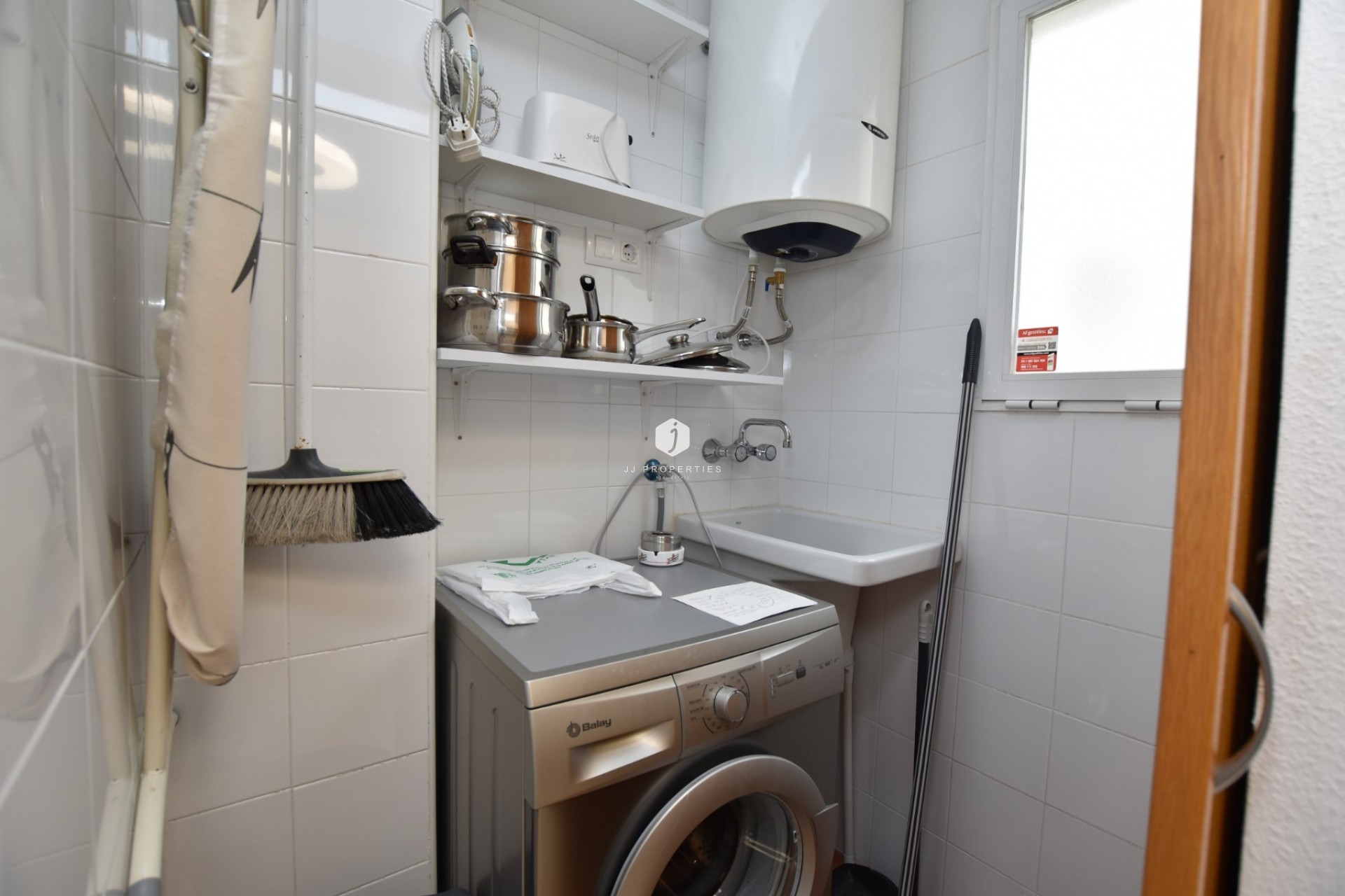 Tweedehands - Appartement / flat -
Algorfa - Inland