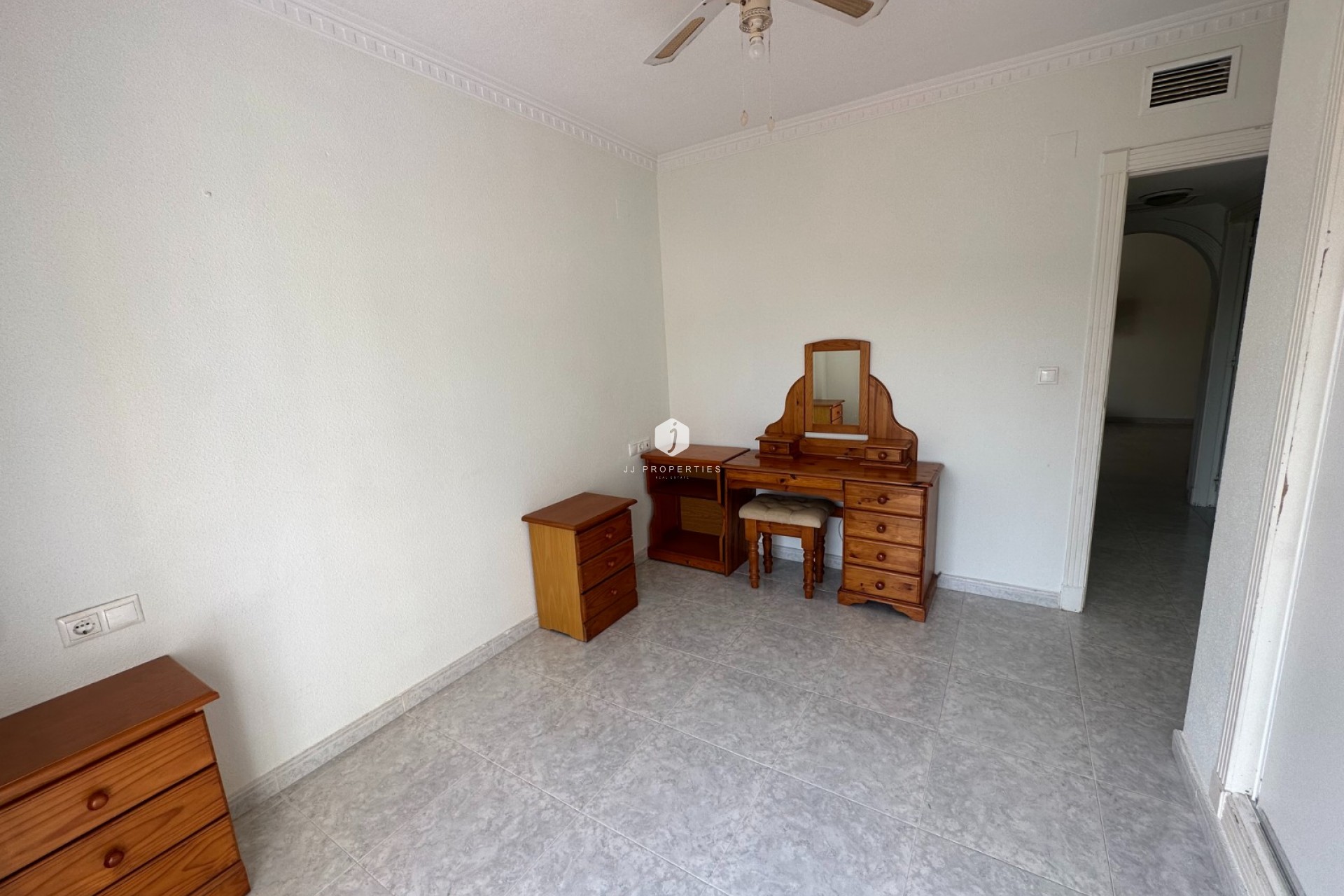 Tweedehands - Appartement / flat -
Algorfa - Inland