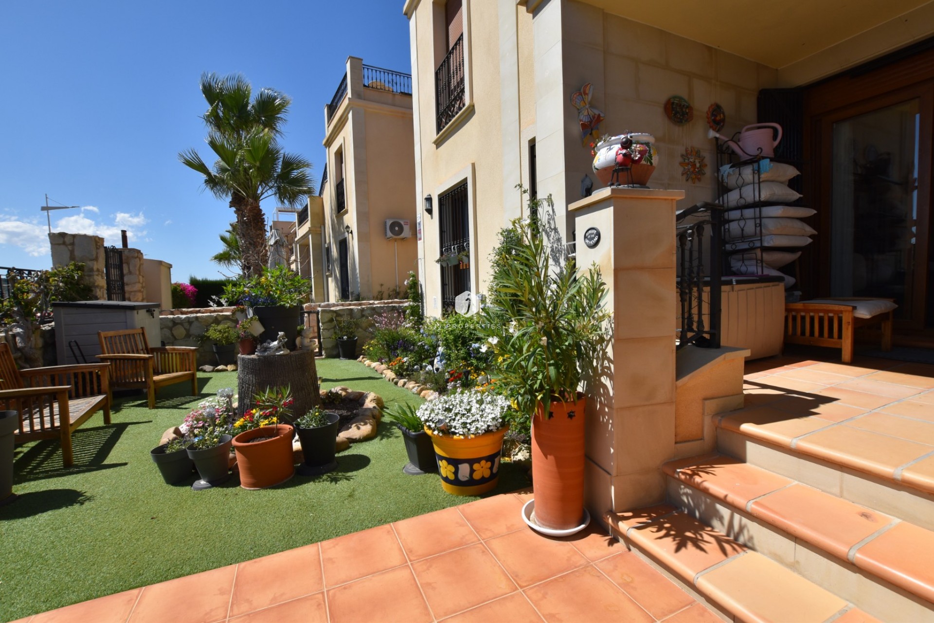 Tweedehands - Appartement / flat -
Algorfa - Inland