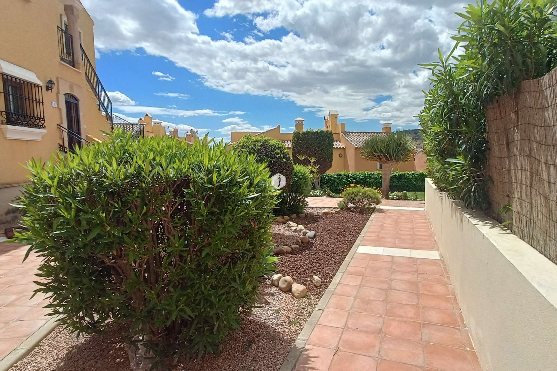 Tweedehands - Appartement / flat -
Algorfa - Inland