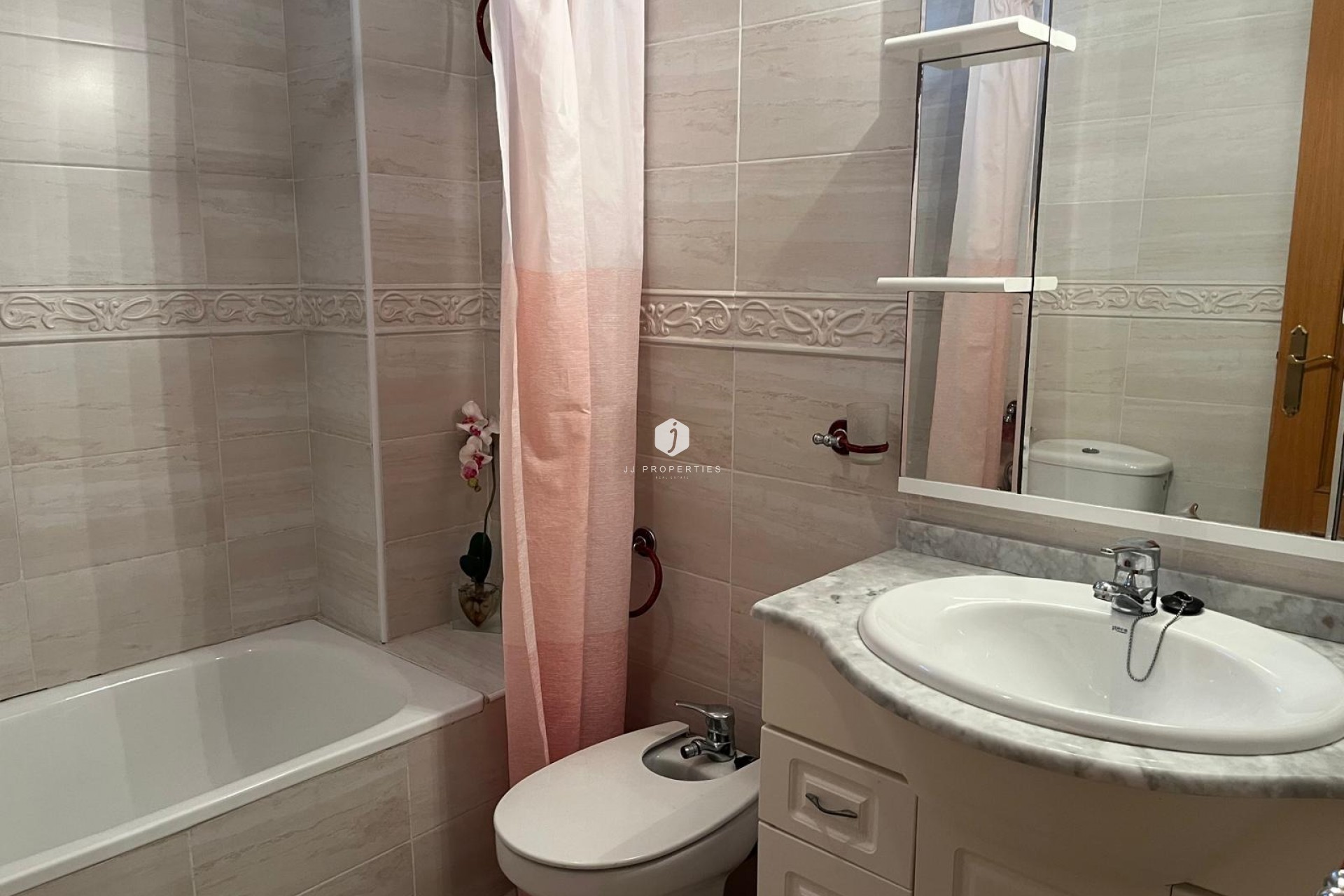 Tweedehands - Appartement / flat -
Almoradí - Centro Urbano 2