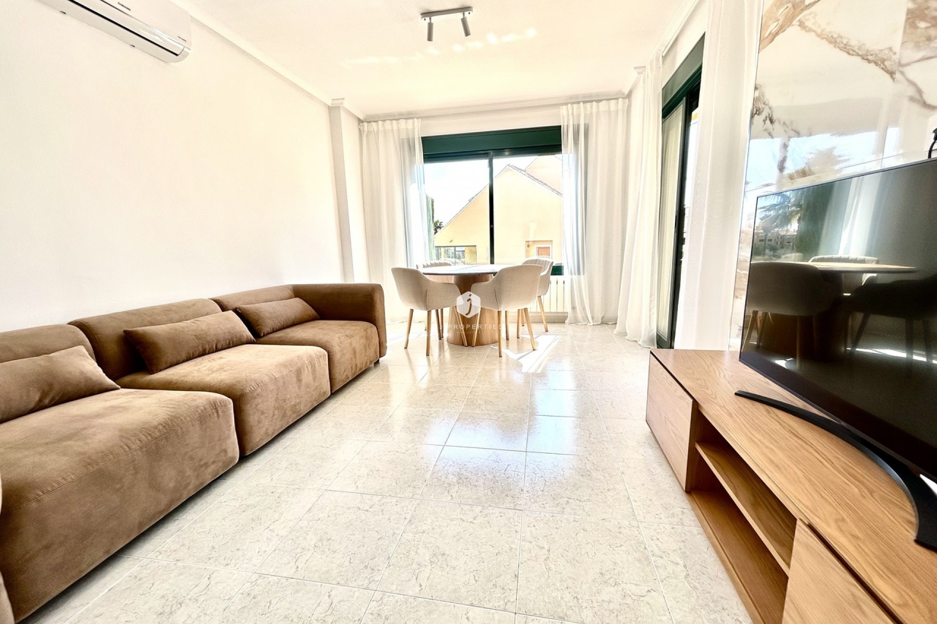 Tweedehands - Appartement / flat -
Campoamor - Costa Blanca