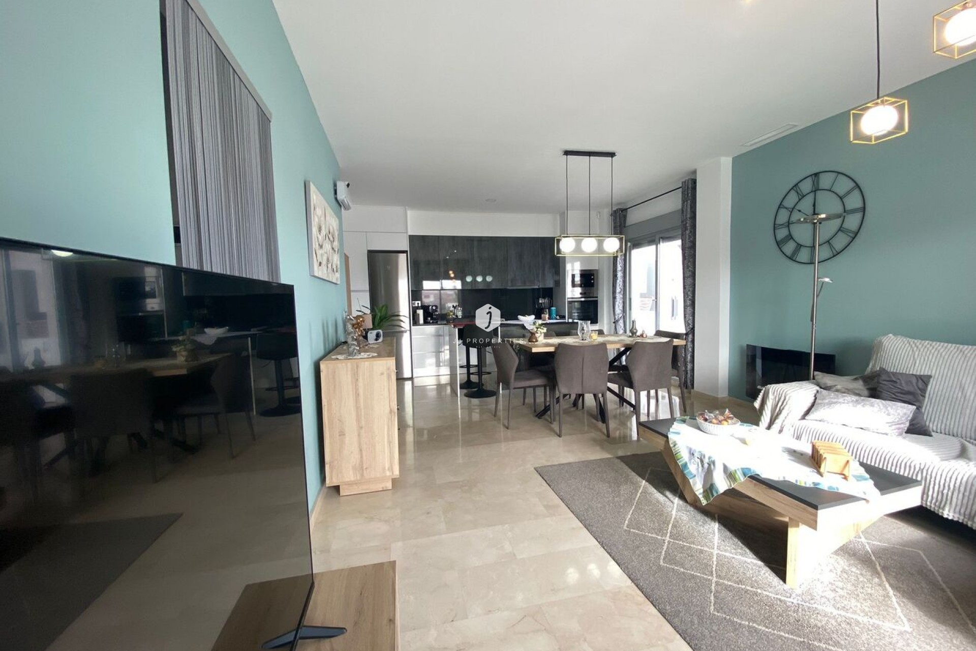 Tweedehands - Appartement / flat -
Dehesa de Campoamor - Las Filipinas