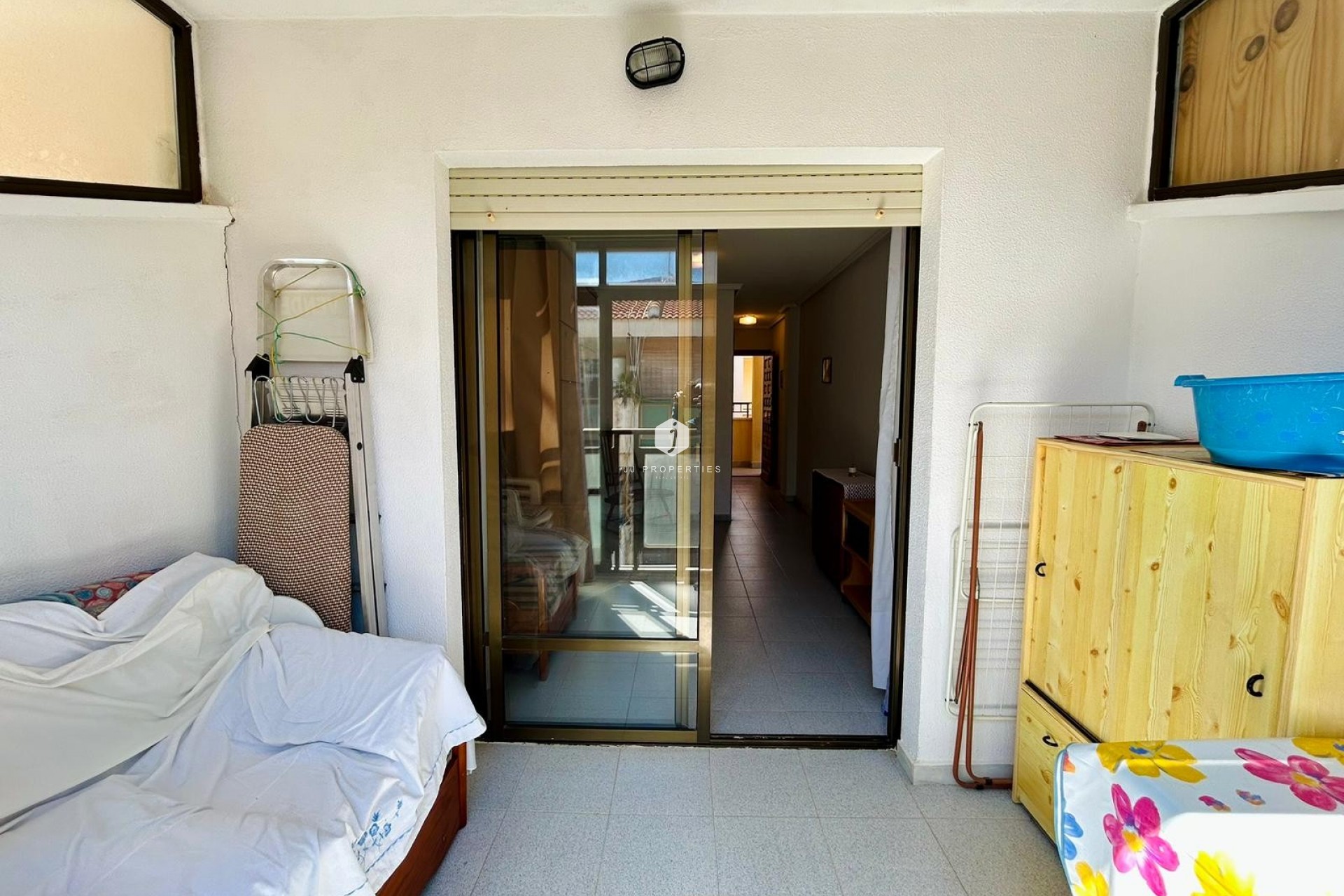 Tweedehands - Appartement / flat -
El Chaparral - Inland