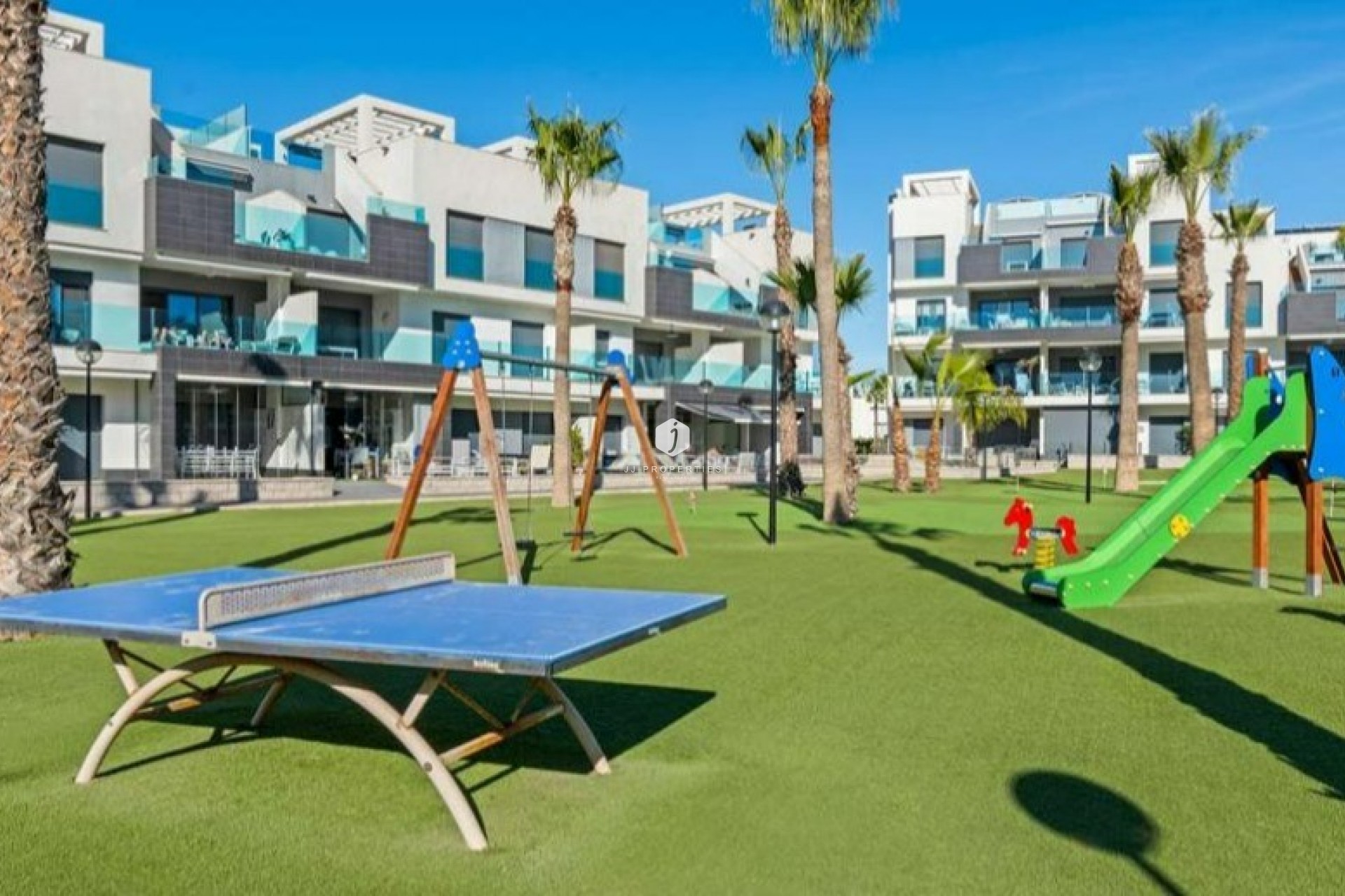 Tweedehands - Appartement / flat -
El Raso - Costa Blanca