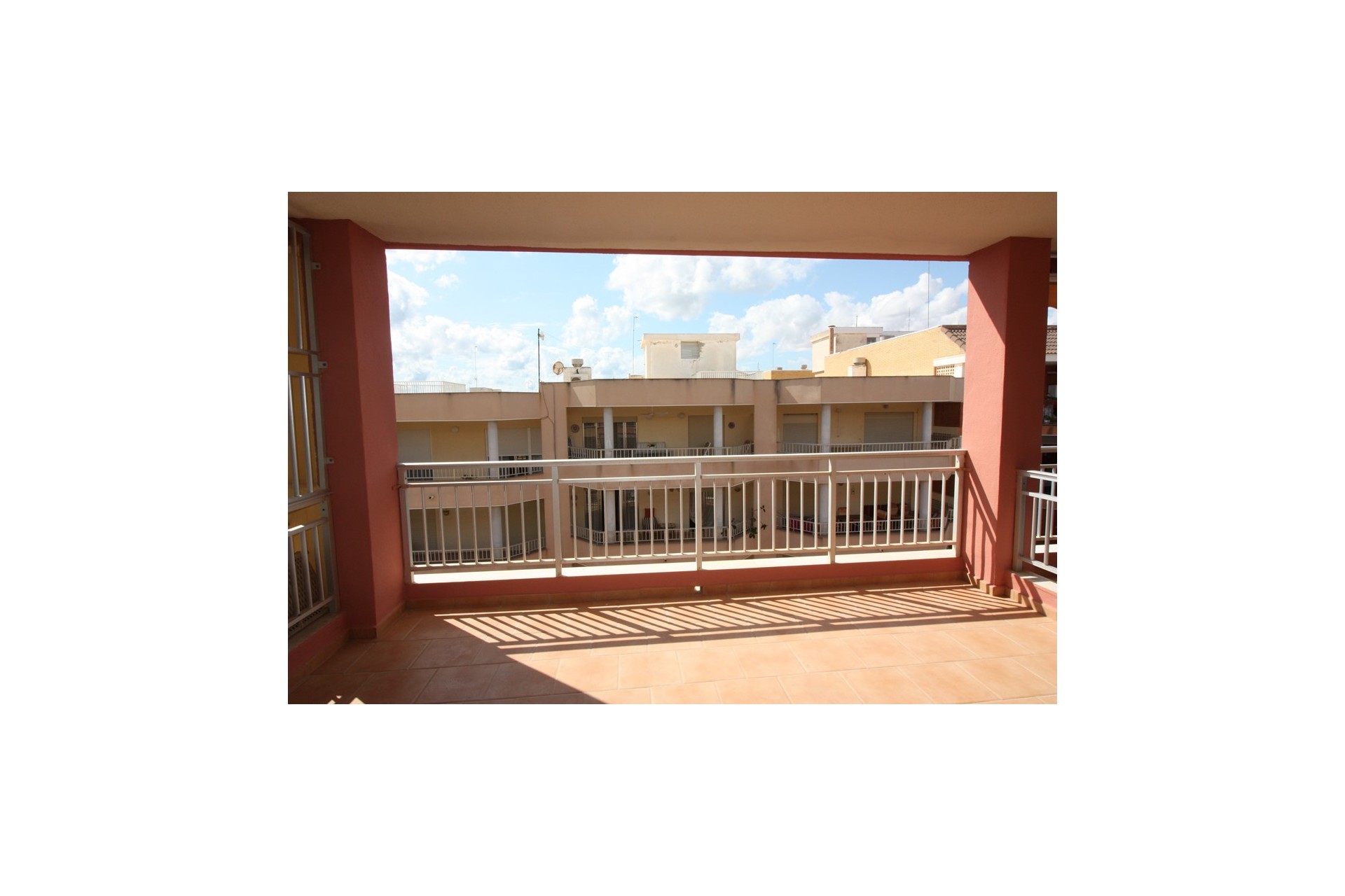 Tweedehands - Appartement / flat -
Guardamar del Segura - Costa Blanca