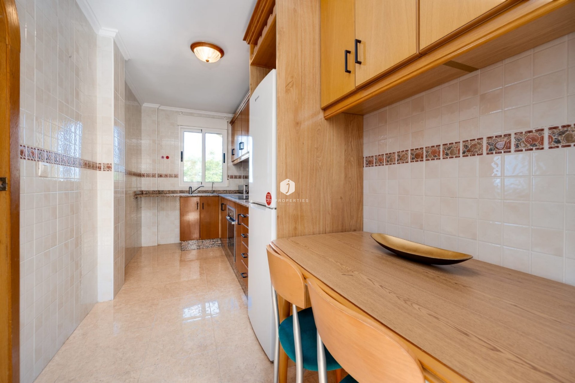 Tweedehands - Appartement / flat -
Jacarilla - Inland