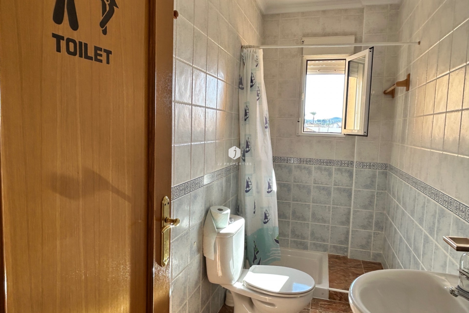 Tweedehands - Appartement / flat -
Jacarilla - Inland