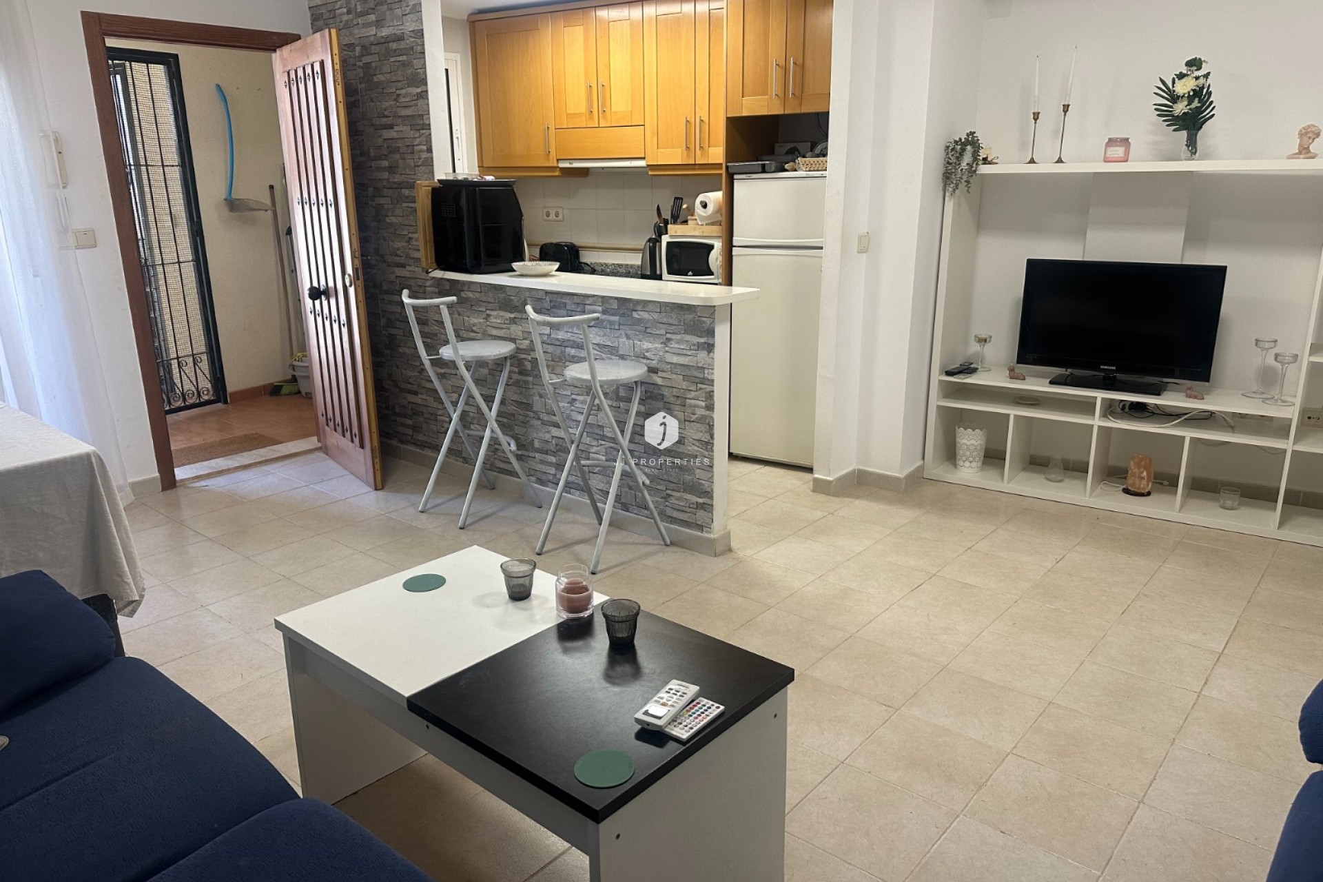 Tweedehands - Appartement / flat -
Jacarilla - Inland