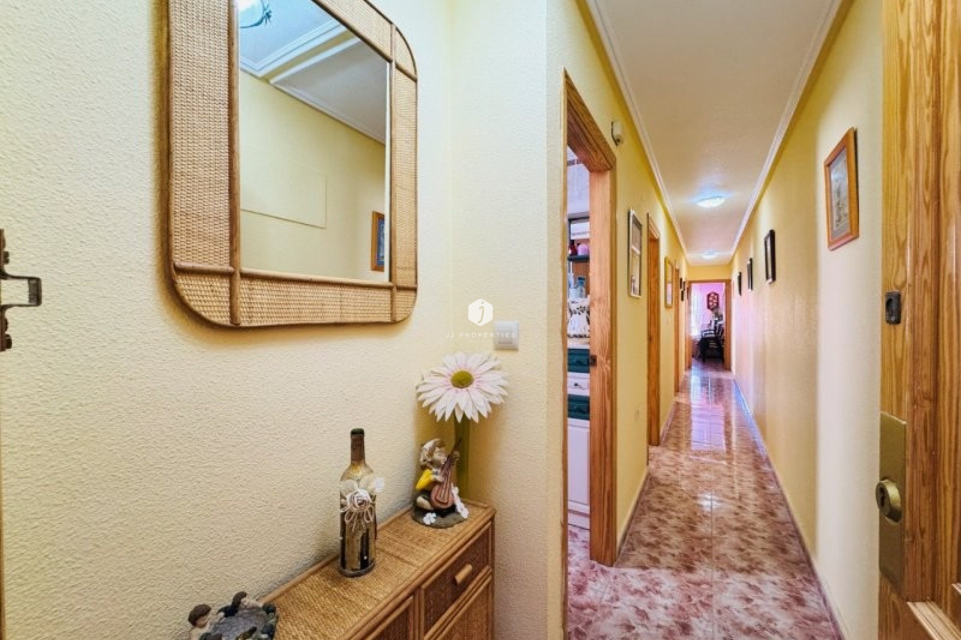 Tweedehands - Appartement / flat -
La Mata - Costa Blanca