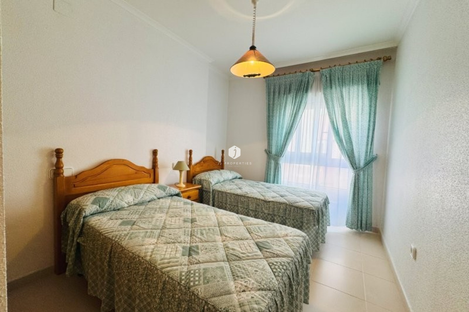 Tweedehands - Appartement / flat -
La Mata - Costa Blanca