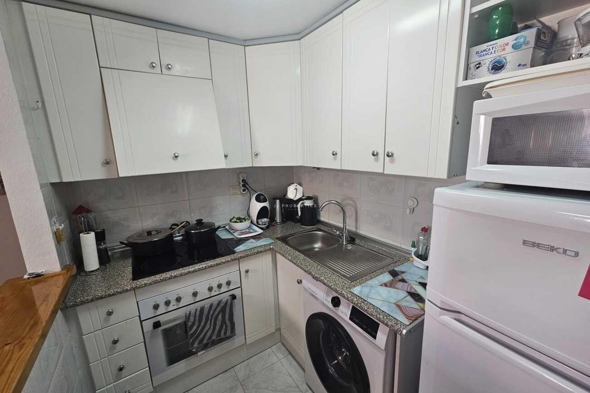 Tweedehands - Appartement / flat -
La Mata - Costa Blanca