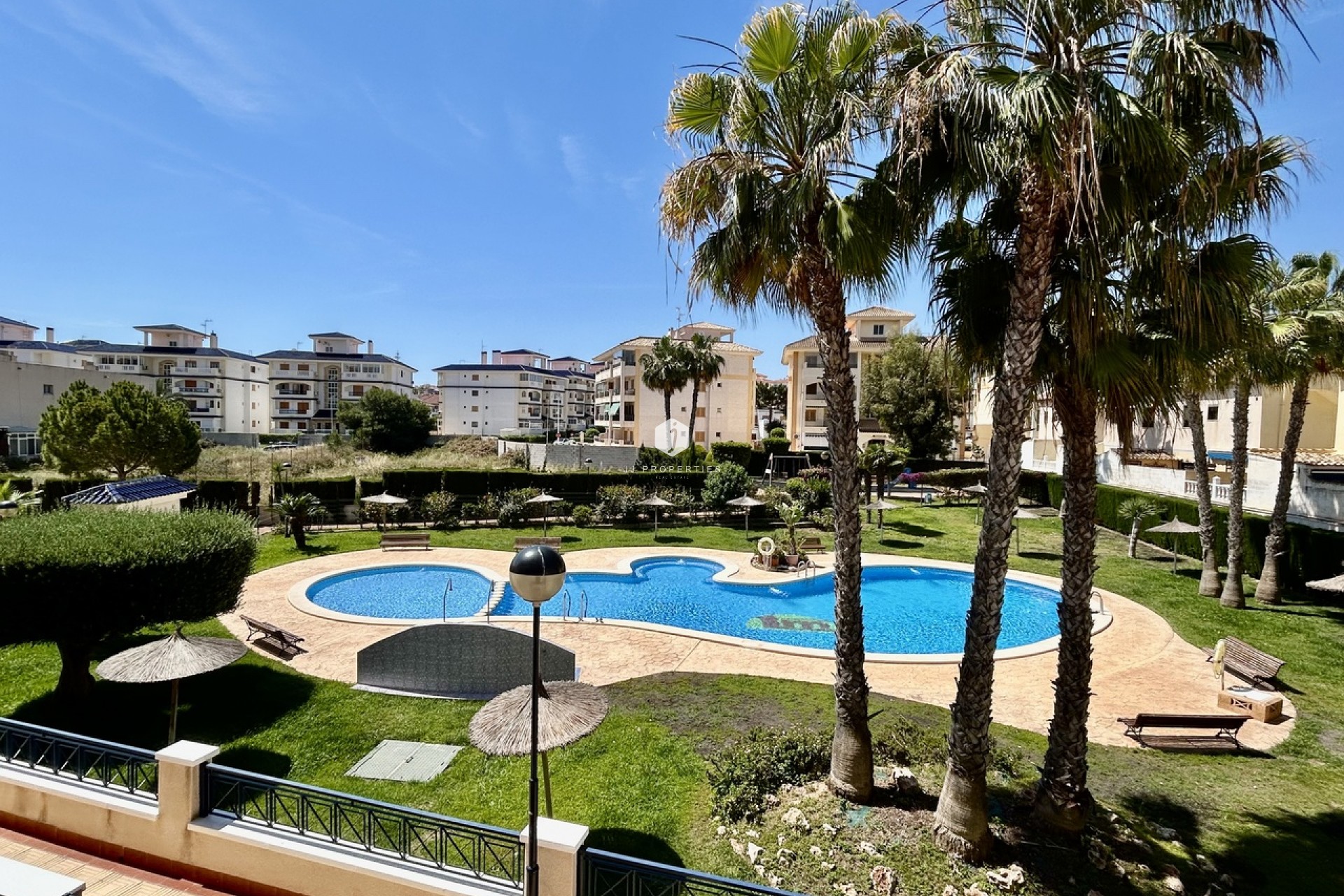 Tweedehands - Appartement / flat -
La Mata - Costa Blanca