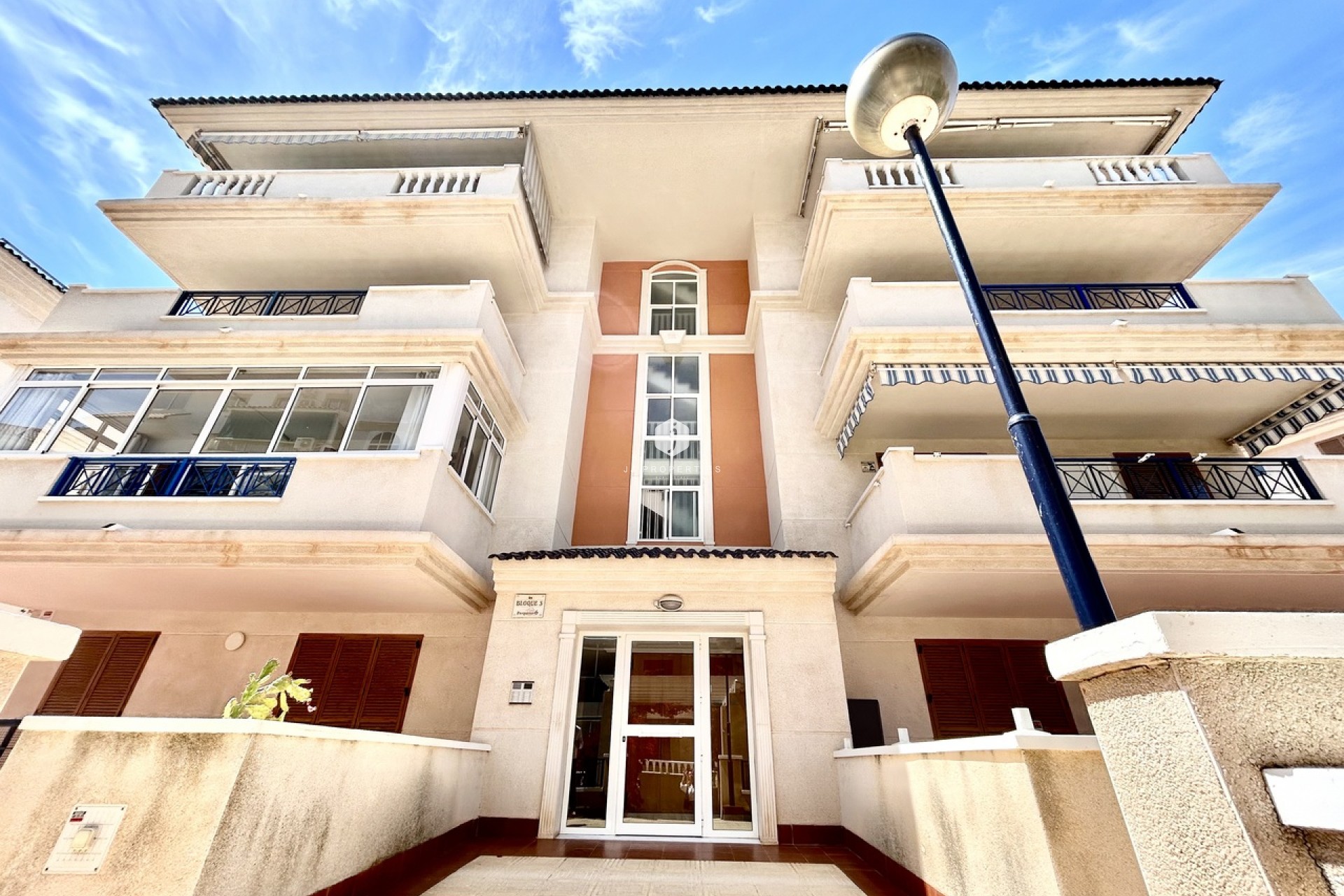 Tweedehands - Appartement / flat -
La Mata - Costa Blanca