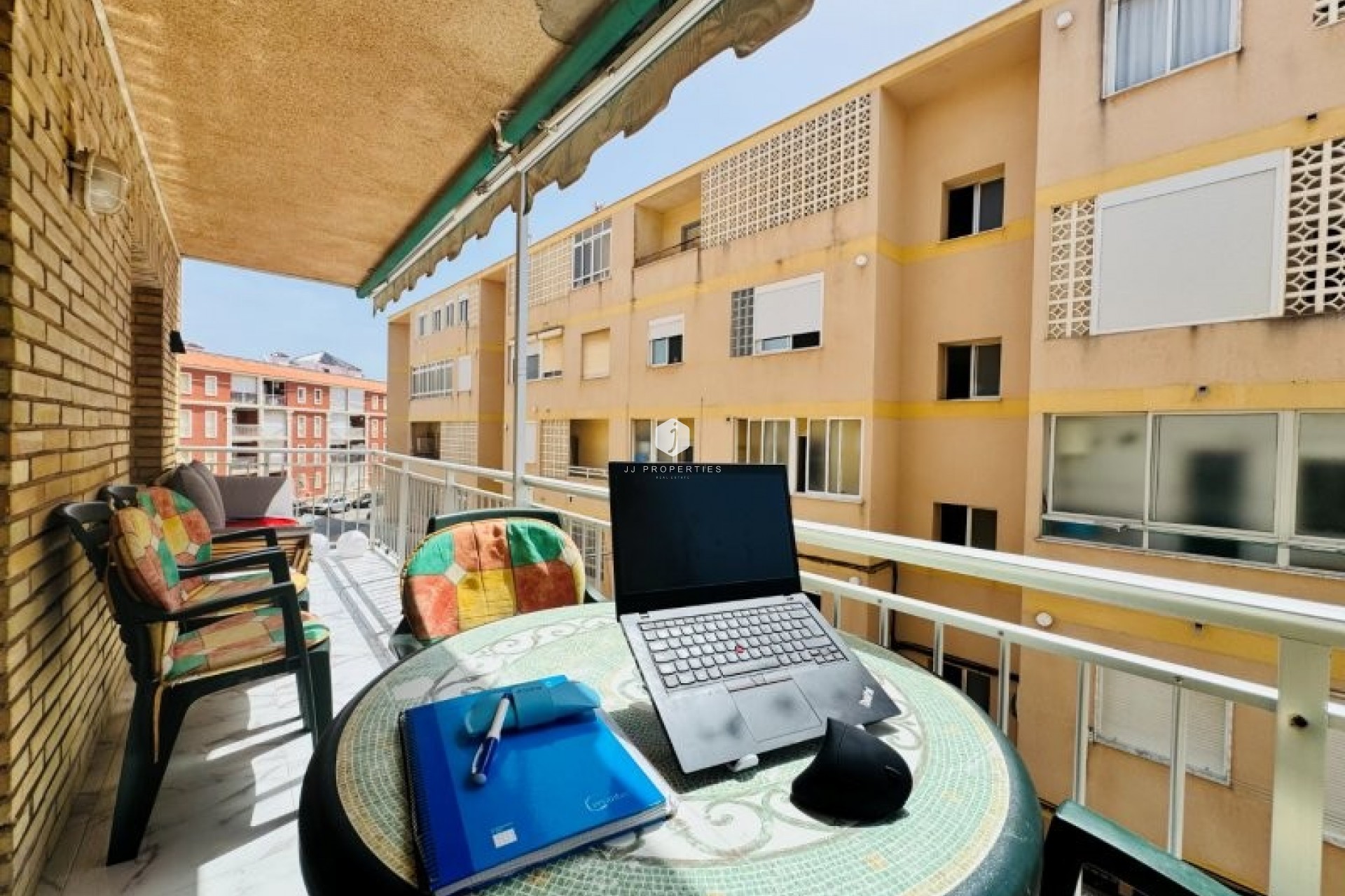 Tweedehands - Appartement / flat -
La Mata - Costa Blanca