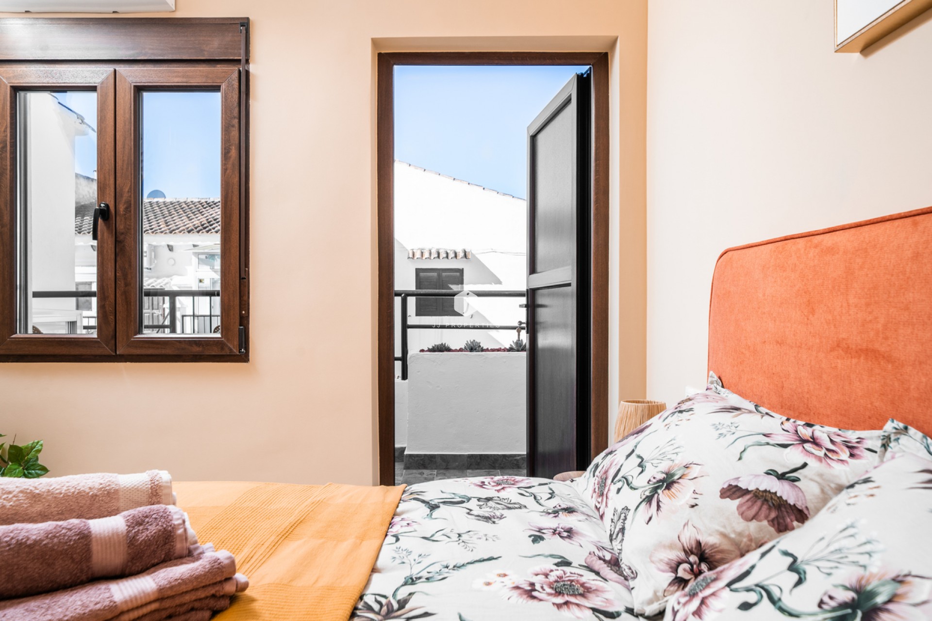 Tweedehands - Appartement / flat -
La Mata - Costa Blanca