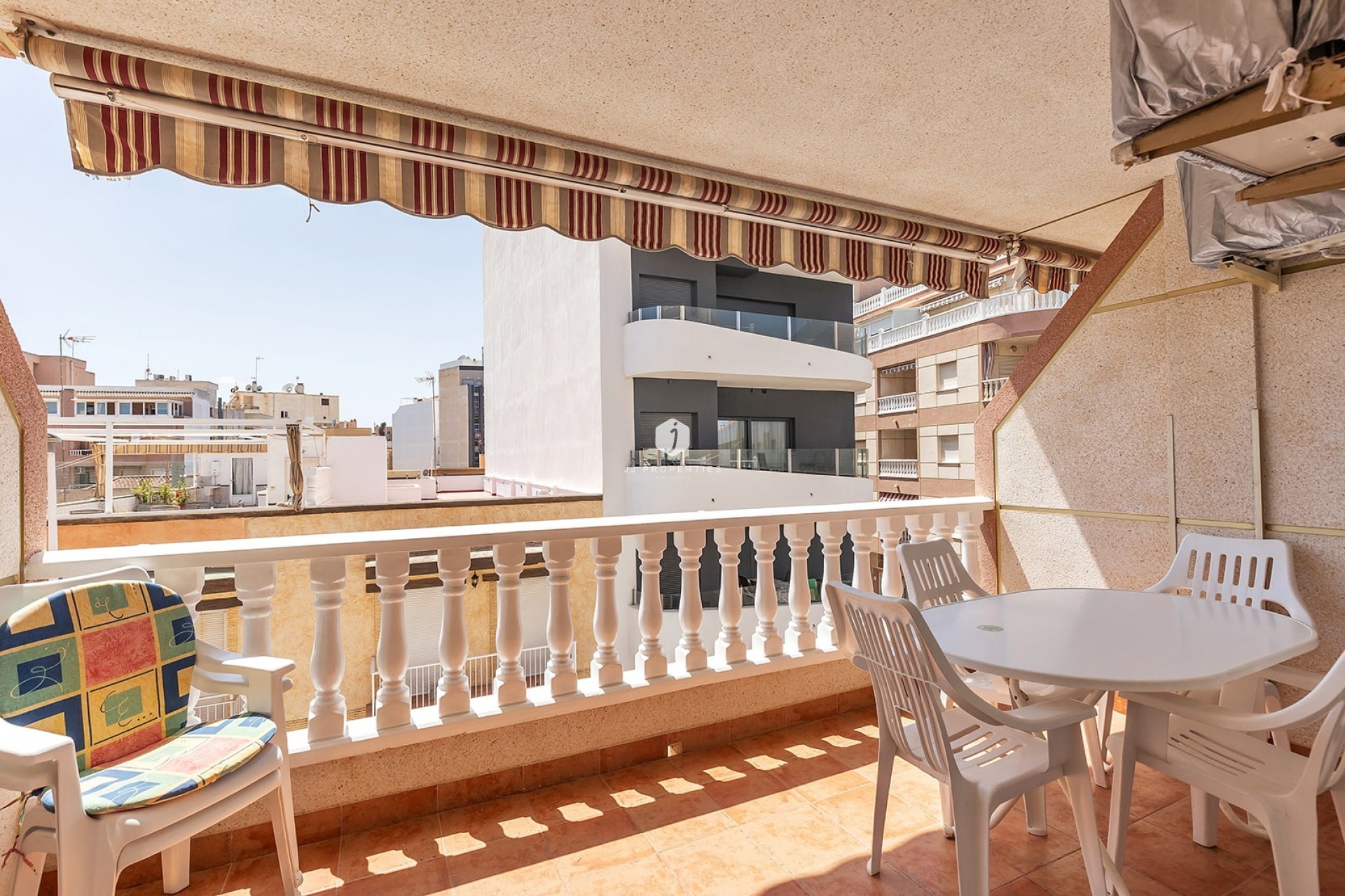 Tweedehands - Appartement / flat -
La Mata - Costa Blanca