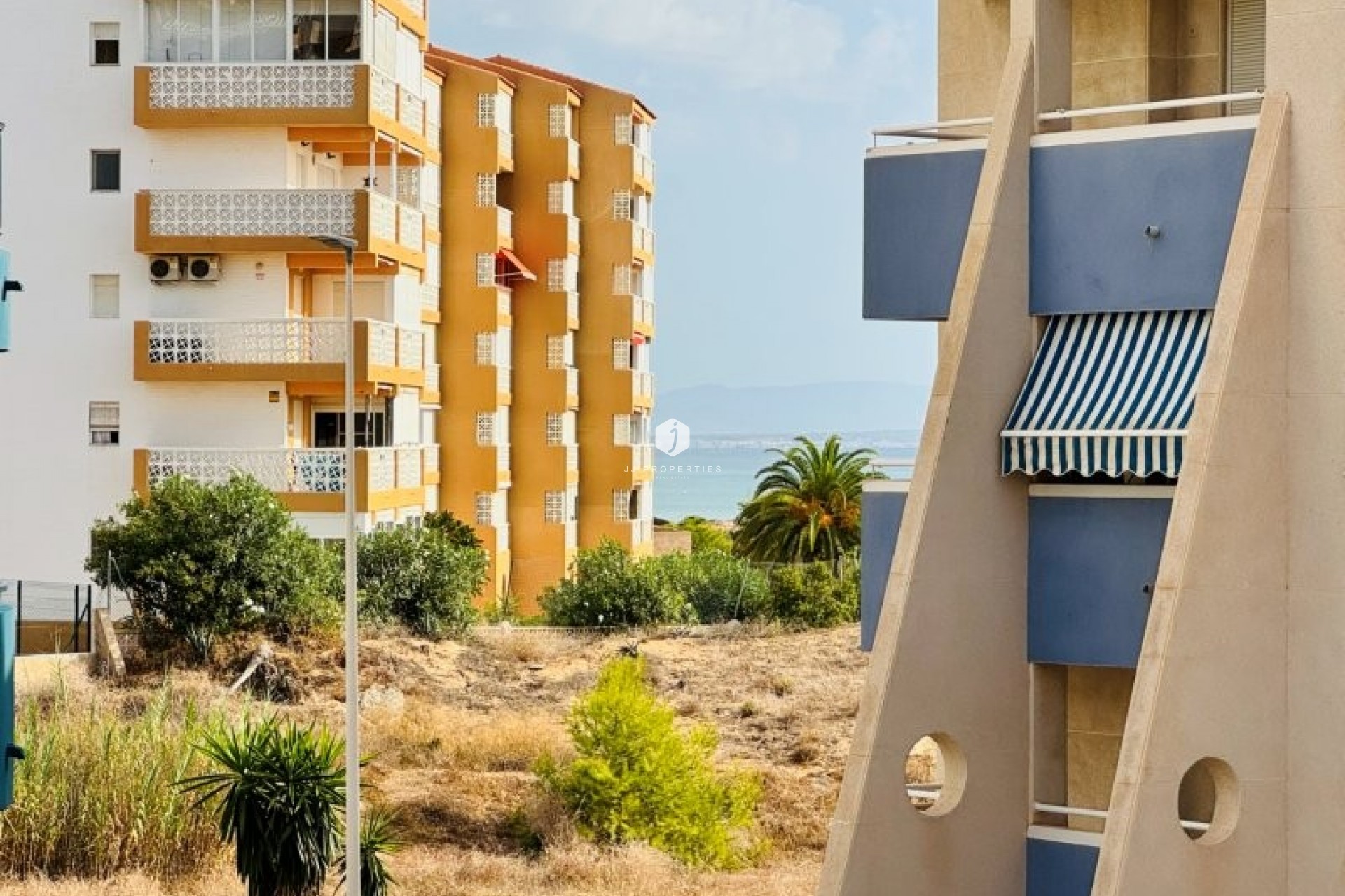 Tweedehands - Appartement / flat -
La Mata - Costa Blanca