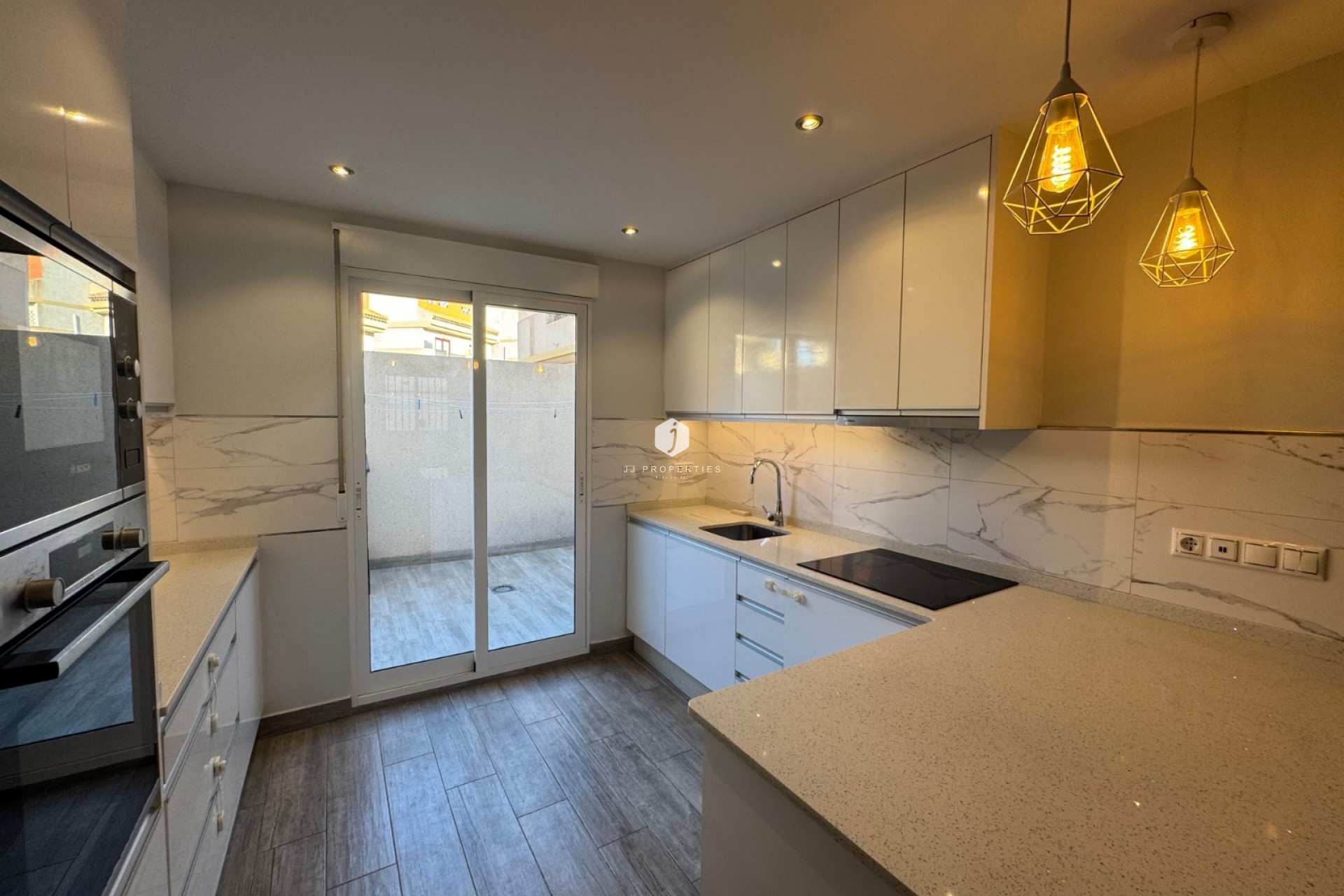 Tweedehands - Appartement / flat -
La Zenia - Costa Blanca