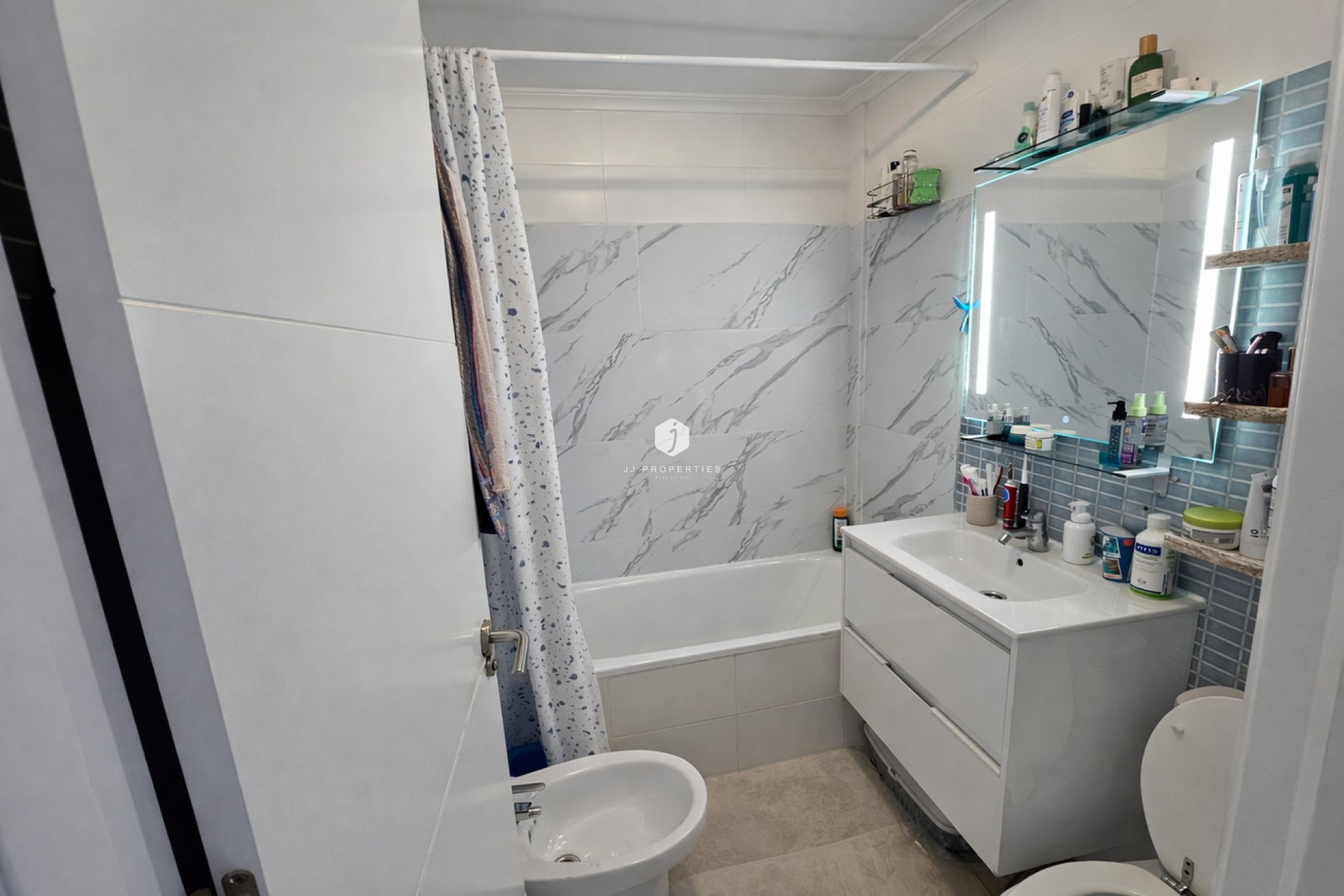 Tweedehands - Appartement / flat -
Lomas de Caboroig - Costa Blanca