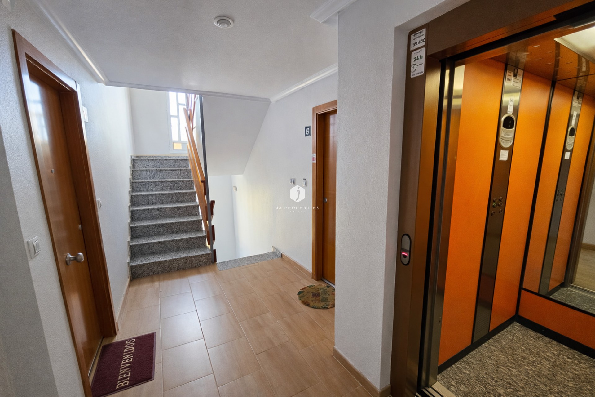 Tweedehands - Appartement / flat -
Lomas de Caboroig - Costa Blanca