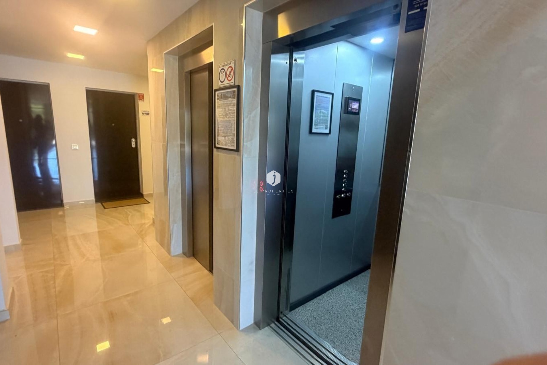 Tweedehands - Appartement / flat -
Los Altos - Costa Blanca