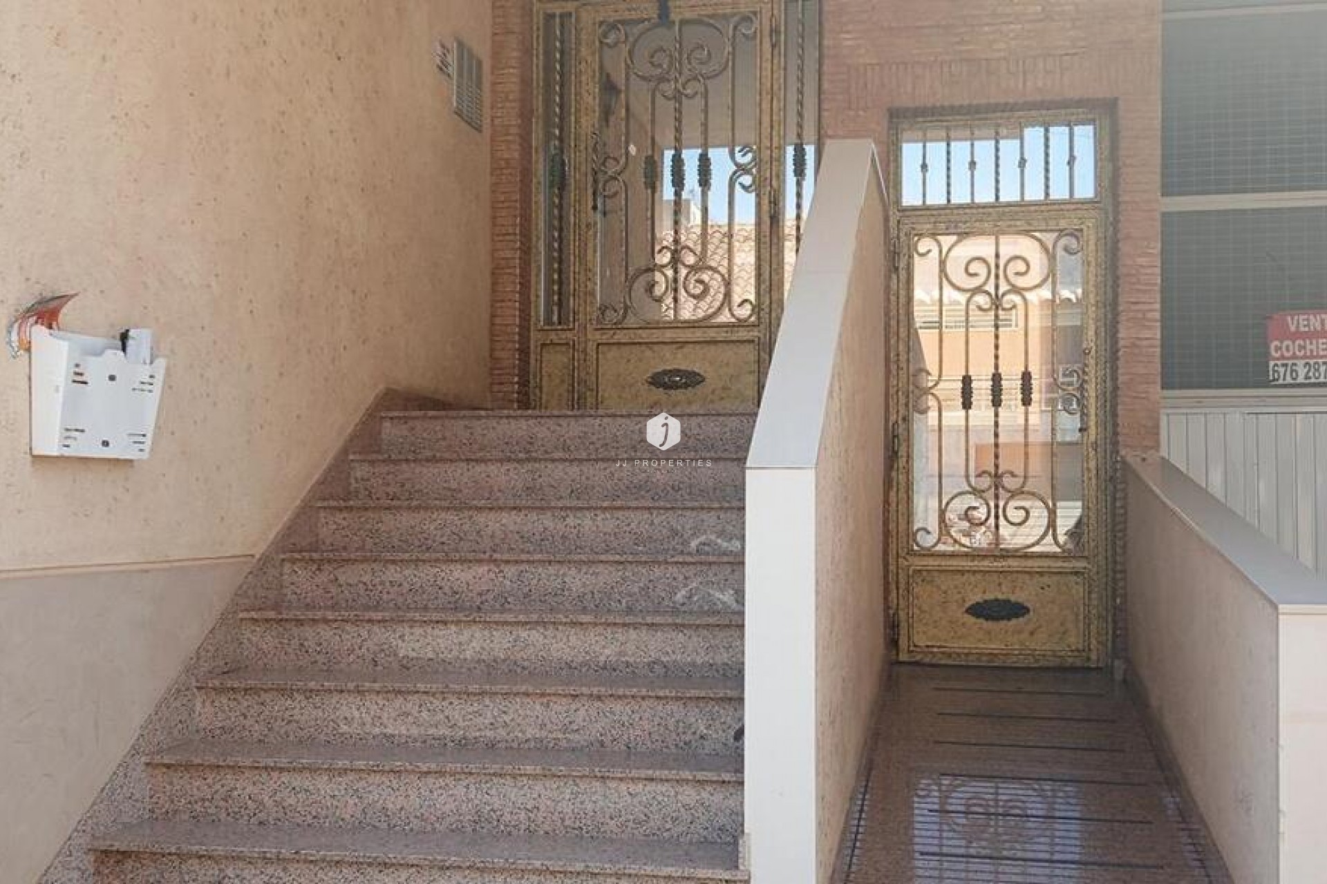 Tweedehands - Appartement / flat -
Los Montesinos - PUEBLO CENTRO