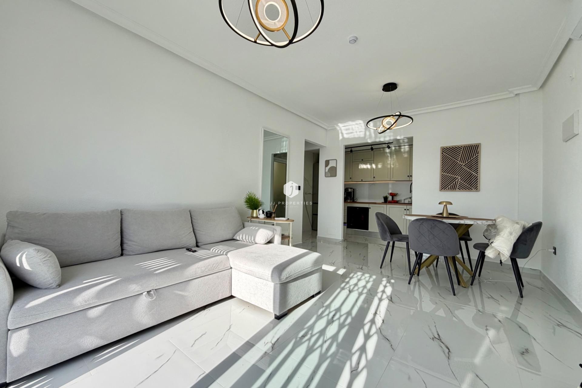 Tweedehands - Appartement / flat -
Orihuela Costa - Playa Flamenca Norte