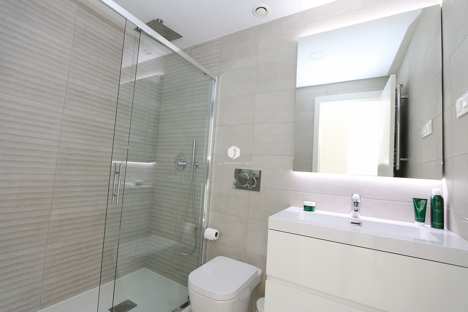 Tweedehands - Appartement / flat -
Playa Flamenca - Costa Blanca