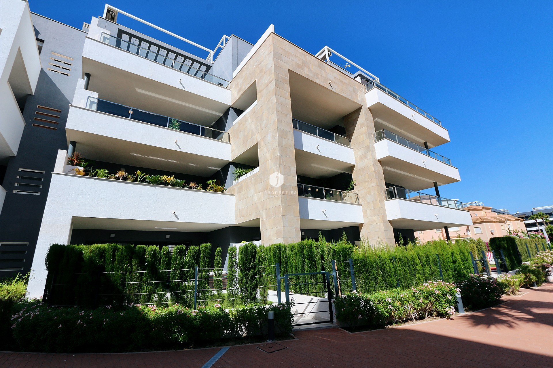 Tweedehands - Appartement / flat -
Playa Flamenca - Costa Blanca