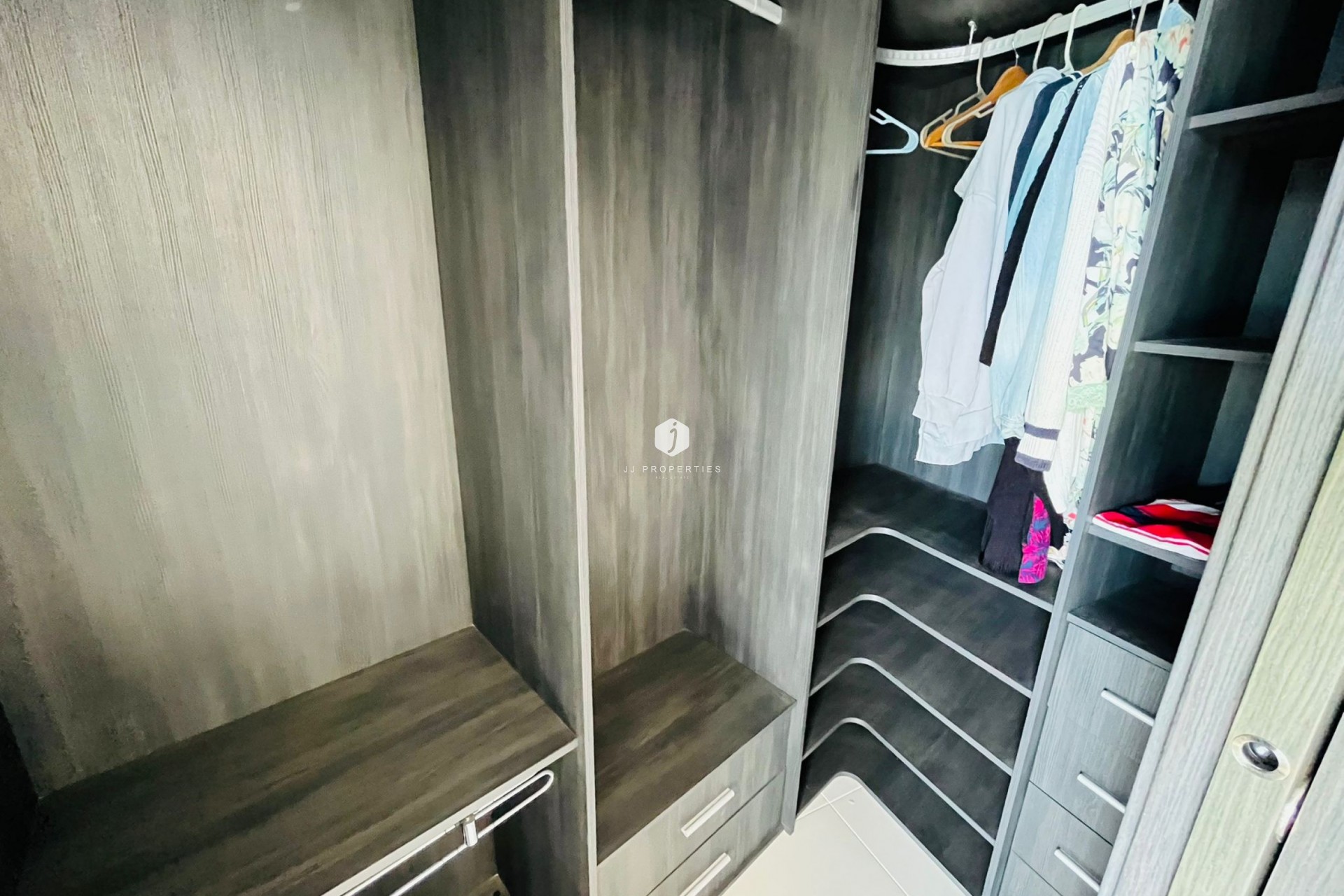 Tweedehands - Appartement / flat -
Punta Prima - Costa Blanca