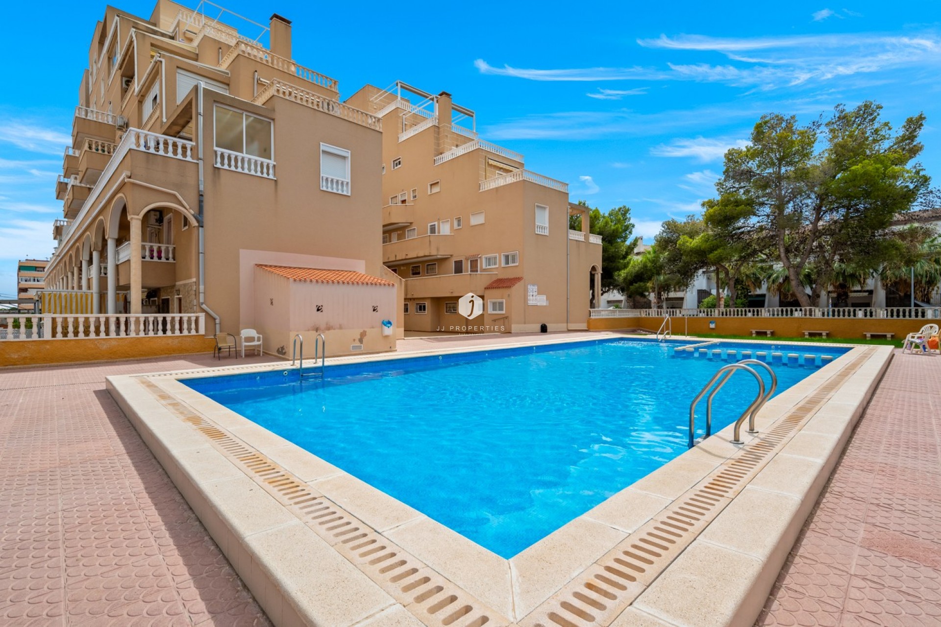 Tweedehands - Appartement / flat -
Punta Prima - Costa Blanca