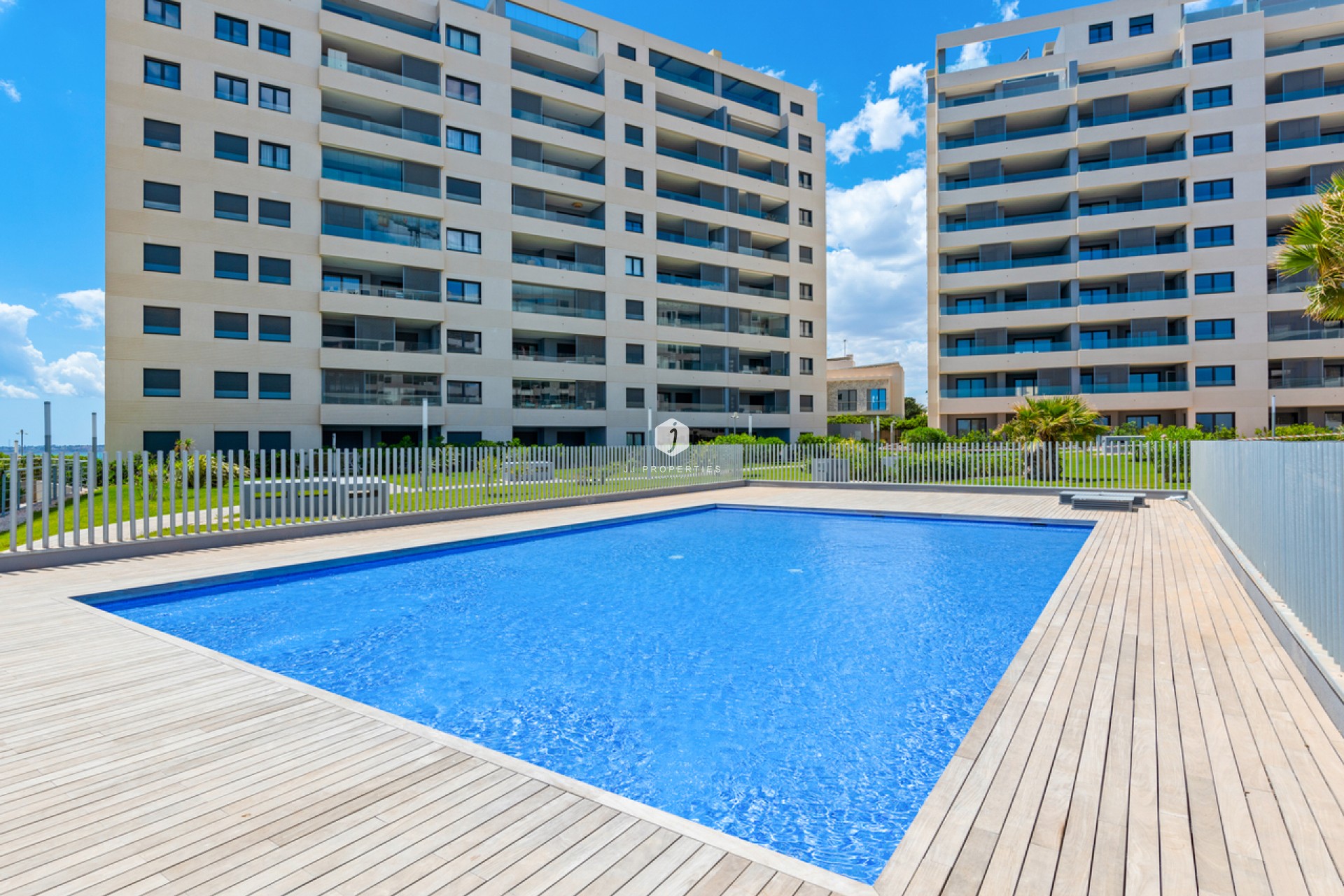 Tweedehands - Appartement / flat -
Punta Prima - Costa Blanca