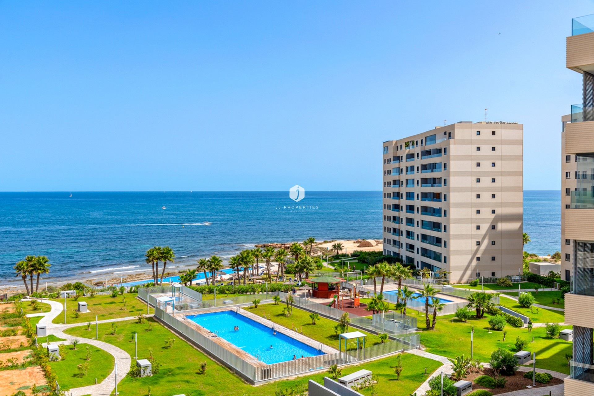 Tweedehands - Appartement / flat -
Punta Prima - Costa Blanca