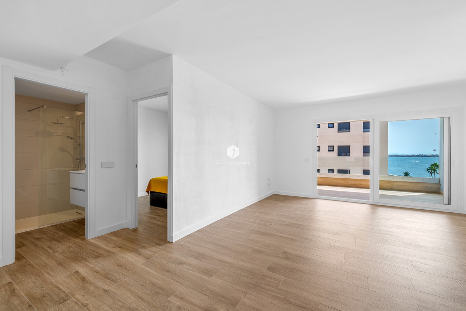 Tweedehands - Appartement / flat -
Punta Prima - Costa Blanca