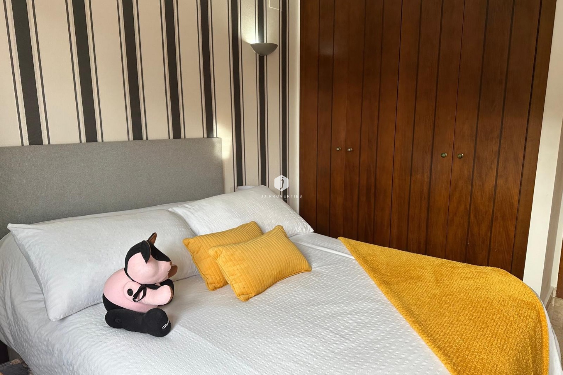 Tweedehands - Appartement / flat -
Punta Prima - Costa Blanca