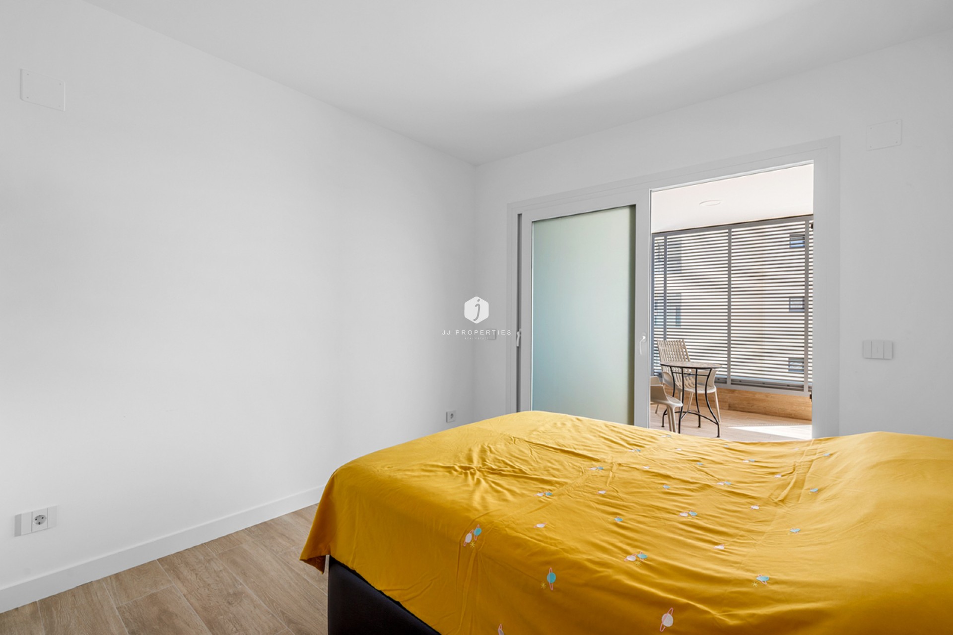 Tweedehands - Appartement / flat -
Punta Prima - Costa Blanca