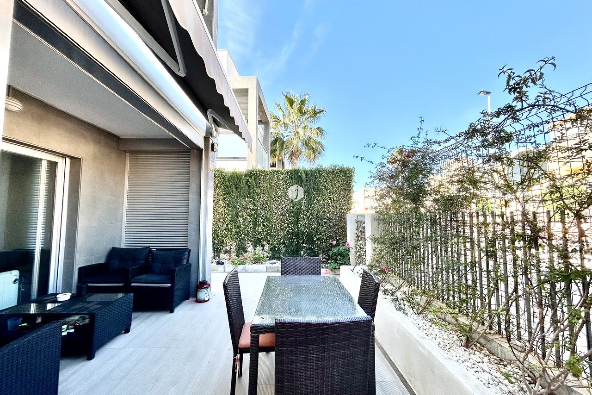 Tweedehands - Appartement / flat -
Punta Prima - Costa Blanca