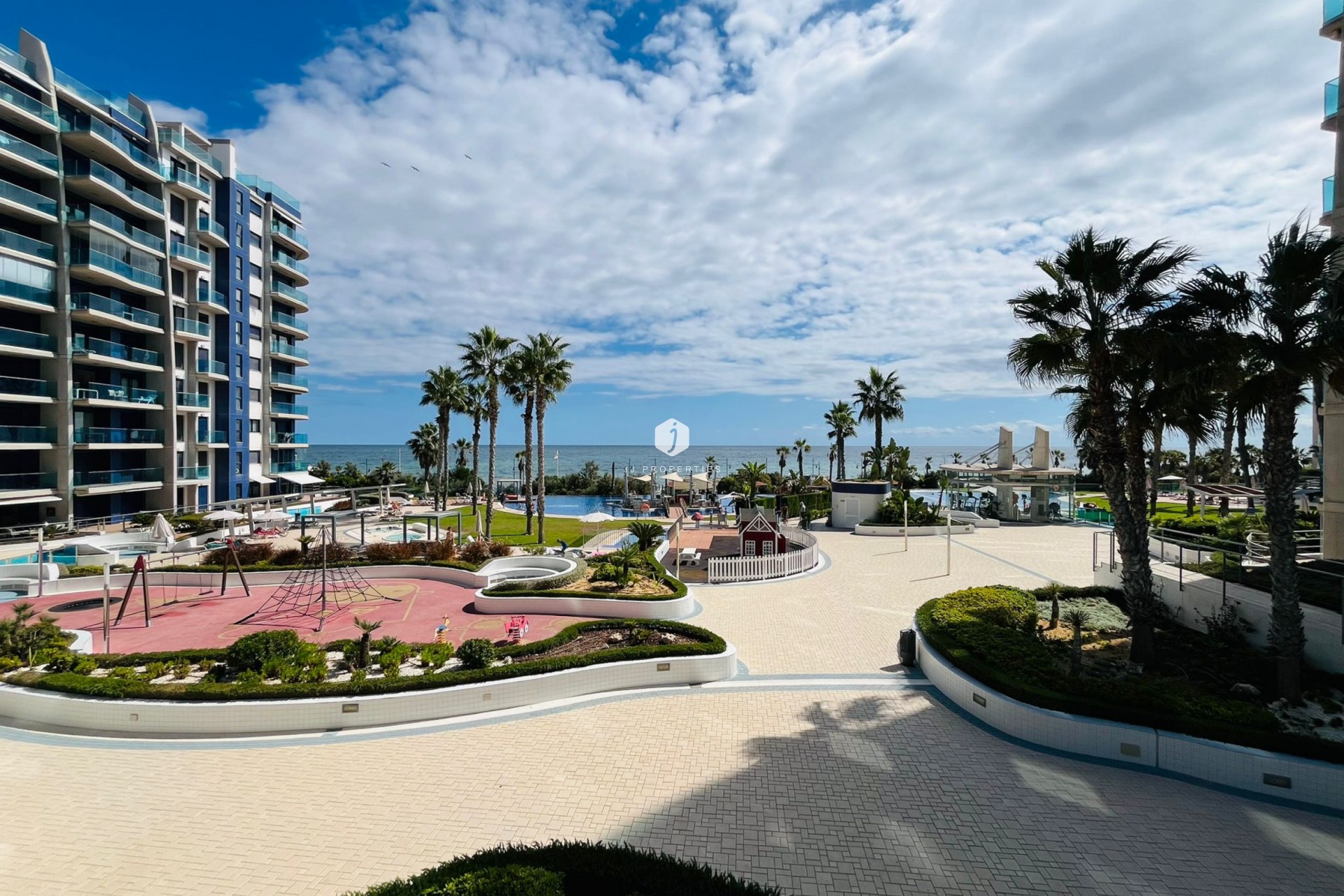 Tweedehands - Appartement / flat -
Punta Prima - Costa Blanca
